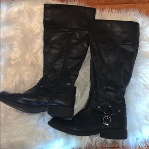 Black riding boots